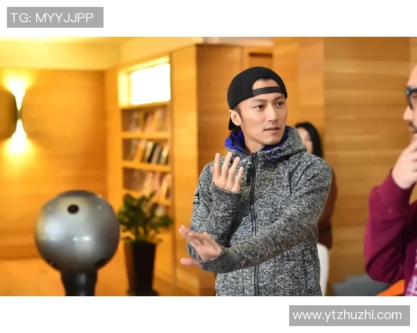 谢霆锋与足球明星亲密合影展现运动员风采与友谊的精彩瞬间